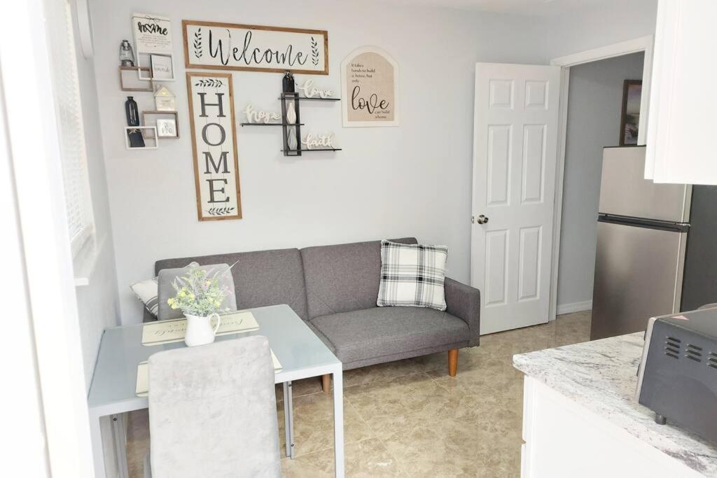 The Torres' Loft West Tampa Midtown Raymond James Stadium Экстерьер фото