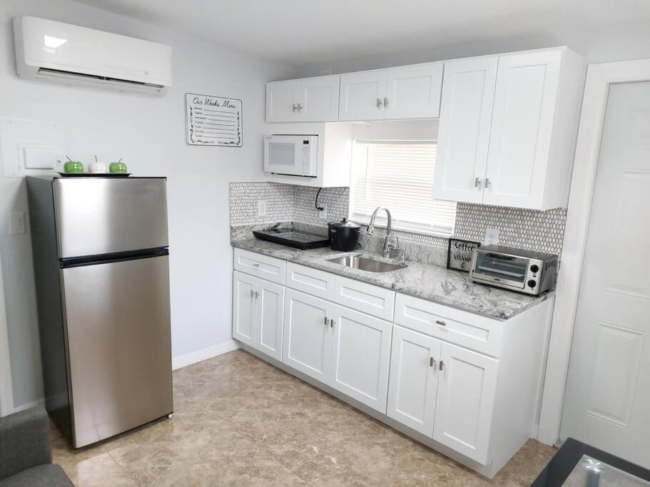 The Torres' Loft West Tampa Midtown Raymond James Stadium Экстерьер фото